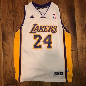 Kobe Bryant Lakers Jersey!